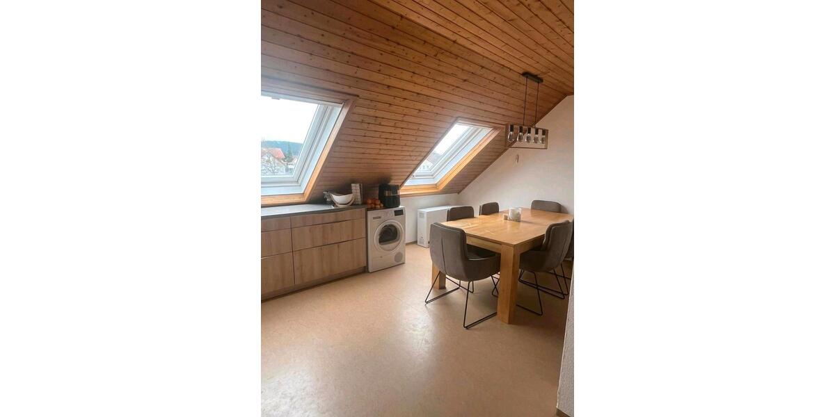 Dachgeschoßwohnung Aichstetten - 4 Zimmer, 84 m&sup2;, 1.150&euro; | Angebot:26664922