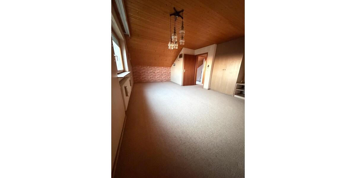 Dachgeschoßwohnung Auenwald - 3 Zimmer, 55 m&sup2;, 620&euro; | Angebot:26338877
