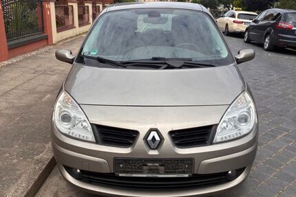 Renault Scenic 211.000 km 2.500 &euro; Güstrow 18273