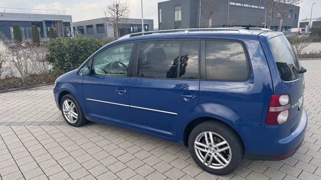 VW Touran 313.000 km 3.000 &euro; Balingen 72336