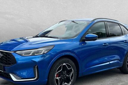 Ford Kuga 10.000 km 42.650 &euro; Regensburg 93059