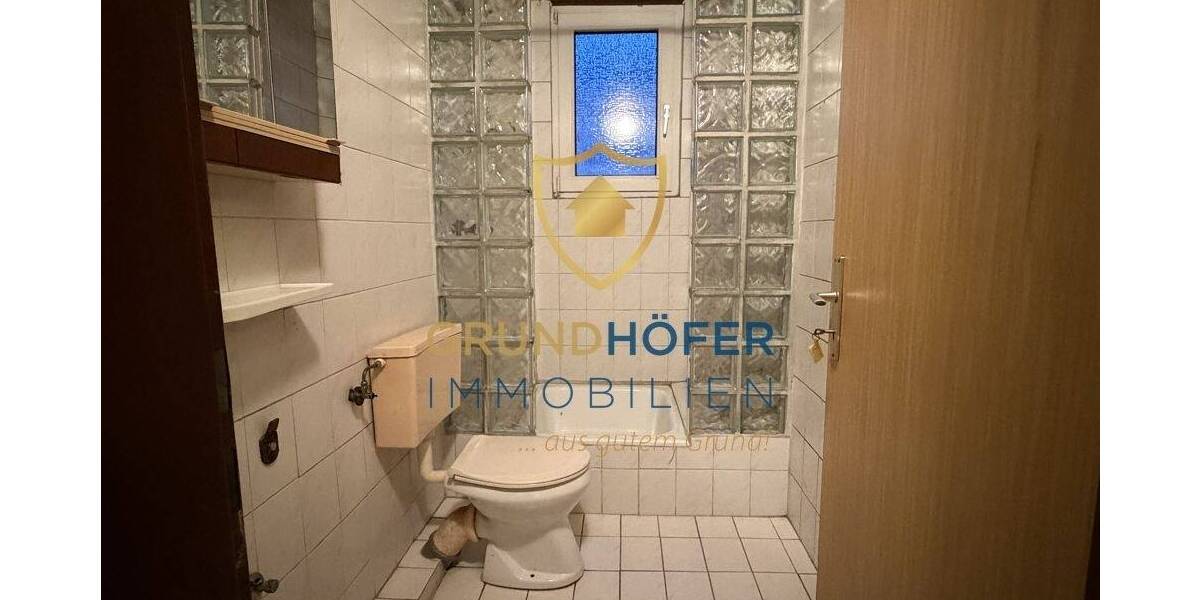 Reihenmittelhaus Wilhelmshaven Innenstadt - 1 Zimmer, 221 m&sup2;, 220.000&euro; | Angebot:25671923