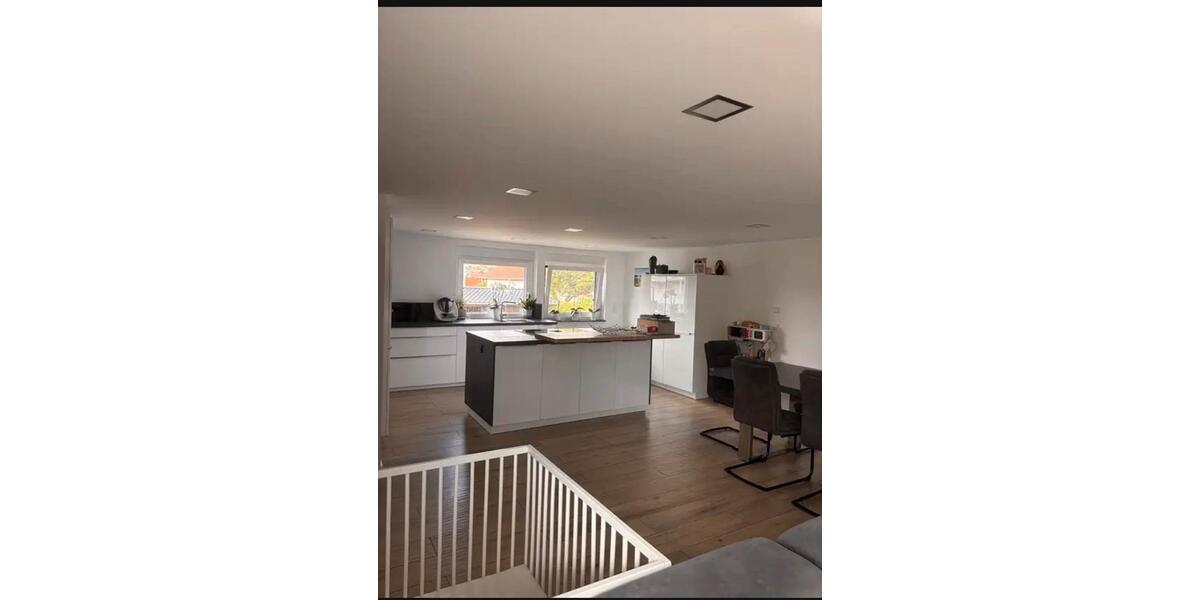 Modernes Familienglück- Haus mit Garten Terrasse große Garage 4.5 zimmer