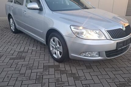 Skoda Octavia 126.000 km 9.230 &euro; Hüllhorst 32609