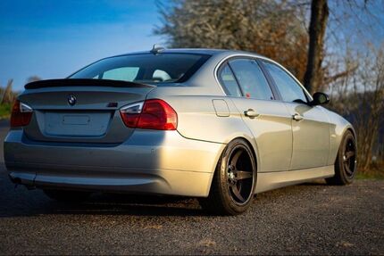 BMW 325 330.000 km 3.600 &euro; Bernkastel 54470