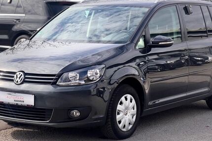 VW Touran 226.853 km 4.999 &euro; Sulz a. N 72172
