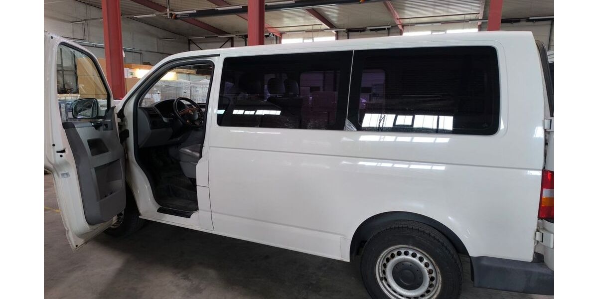 VW T5 Transporter 220.000 km 13.900 &euro; Fürstenwalde 15517
