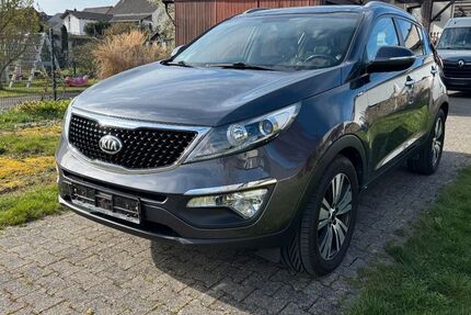 Kia Sportage 173.000 km 9.999 &euro; Limburg-Linter 65550