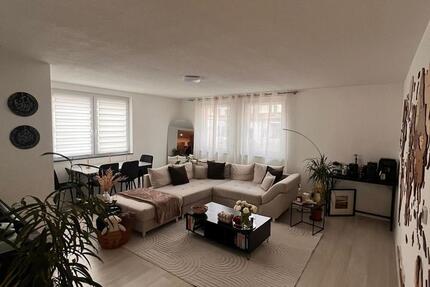 Wohnung Ditzingen - 3 Zimmer, 80 m&sup2;, 1.100&euro; | Angebot:24814673