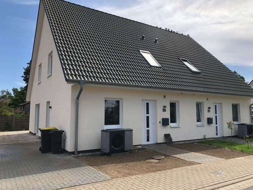 Haus zum Mieten in Damshagen 1.470 € 107 m²