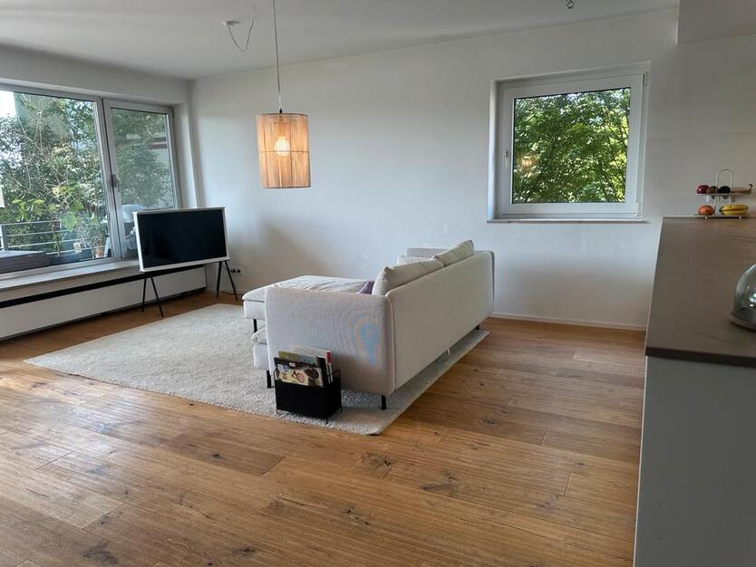 Exklusive Rarität direkt am Rhein -Wohnen mit unverbaubarem Blick