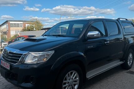 Toyota Hilux 237.000 km 12.900 &euro; Hamburg 22113