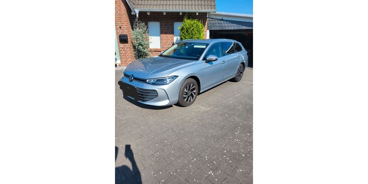 VW Passat 16.000 km 35.900 &euro; Hinte 26759