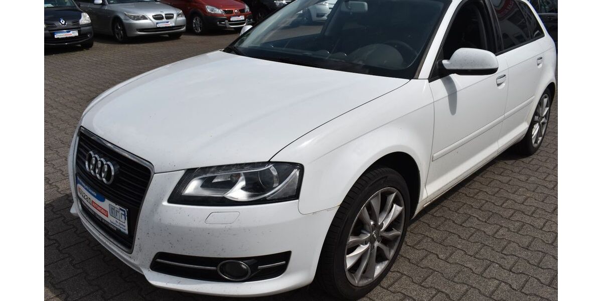 Audi A3 210.000 km 4.700 &euro; Niederfüllbach 96489