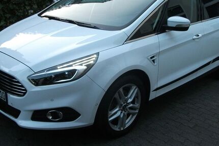 Ford S-Max 171.400 km 9.400 &euro; Recklinghausen OT Stadtmitte 45657