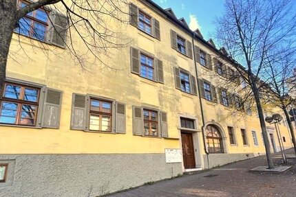 Ihr Wohnglück wartet in Ludwigsburg - Exklusive Immobilie für höchste Ansprüche in bester Lage