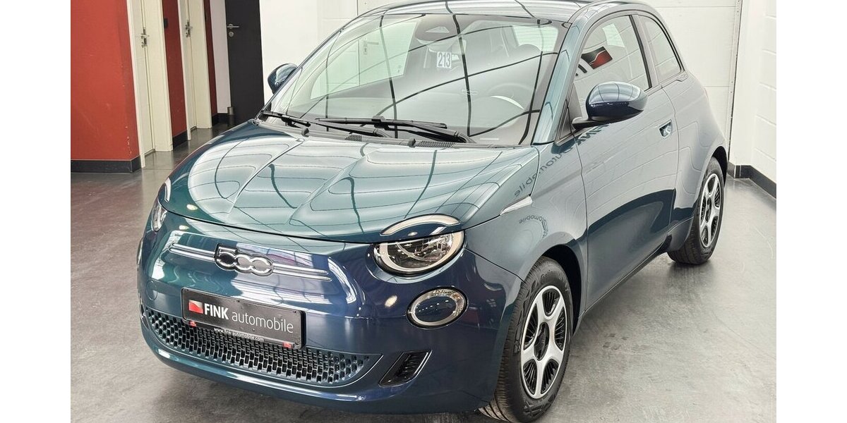 Fiat 500e Action Carplay Android Automatik 1.Hand 11.400 km 13.120 &euro; Lich 35423