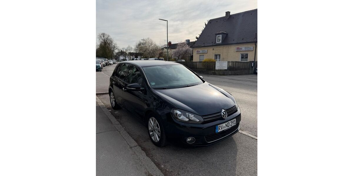 VW Golf 217.000 km 5.900 &euro; Grosshadern Muenchen 81377