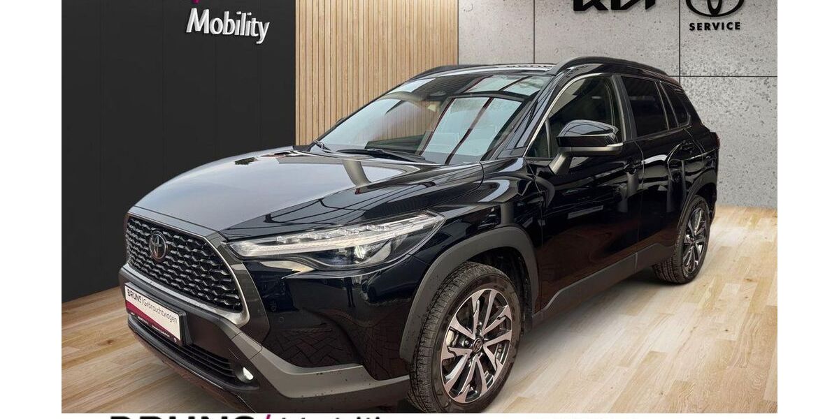 Toyota Corolla Cross 16.320 km 33.990 &euro; Quakenbrück 49610