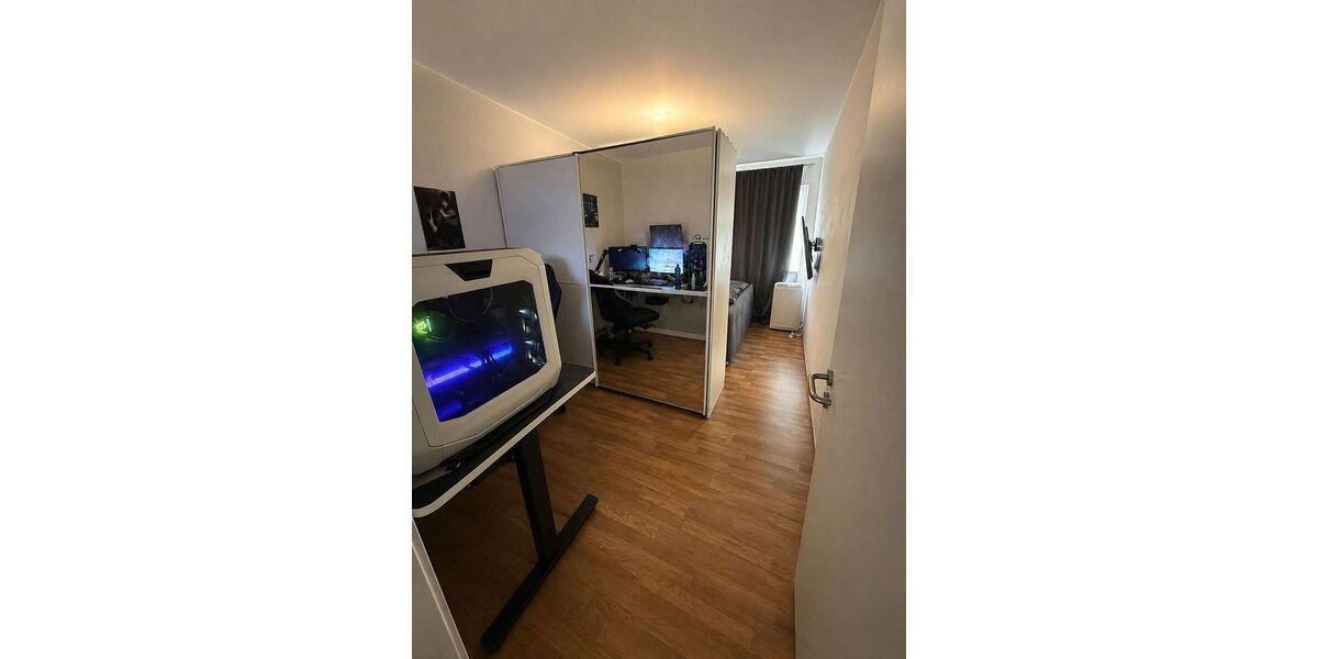 Attraktive helle 2 Zimmer Wohnung mit Aufzug und Parkplatz - Appartement Kriftel | Angebot:26633754