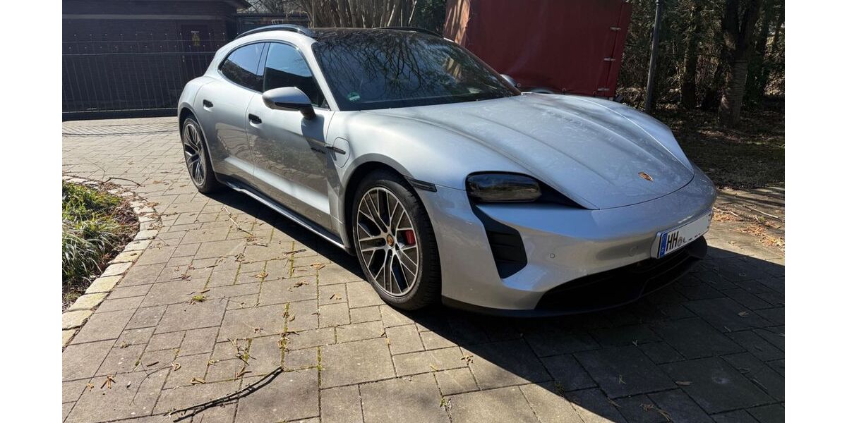 Porsche Taycan 39.500 km 71.000 &euro; Hamburg 22459