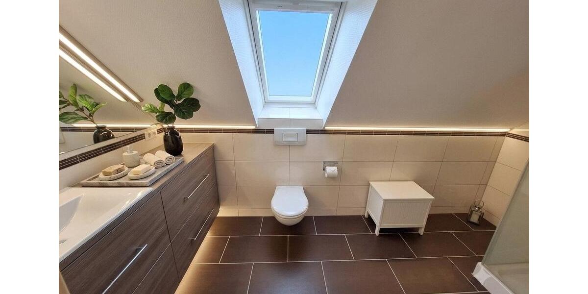 Einfamilienhaus Reinfeld (Holstein) - 7.5 Zimmer, 245 m&sup2;, 549.000&euro; | Angebot:26864435