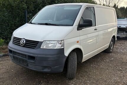 VW T5 Transporter 231.000 km 4.200 &euro; Landesbergen 31628