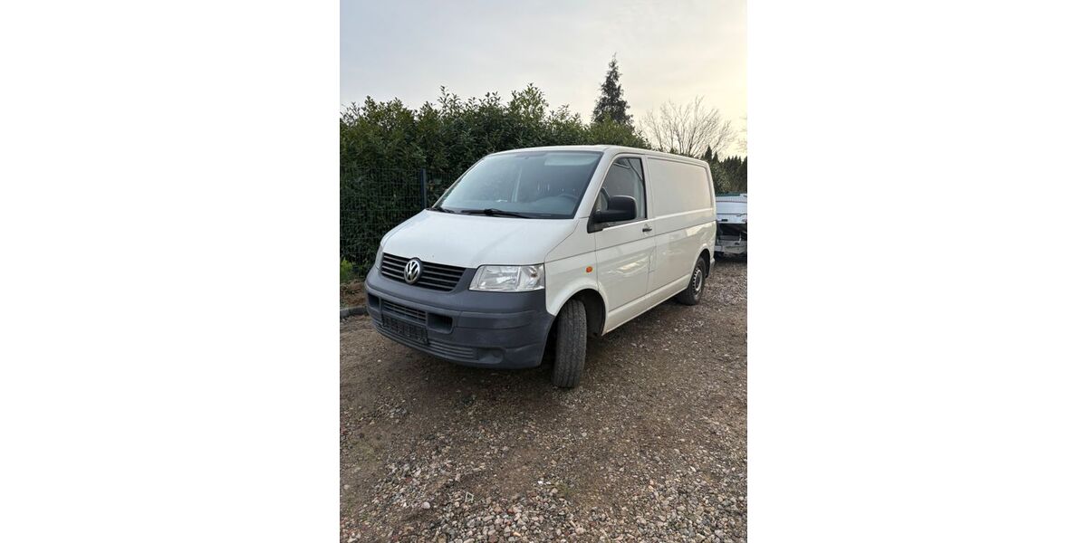 VW T5 Transporter 231.000 km 4.200 &euro; Landesbergen 31628