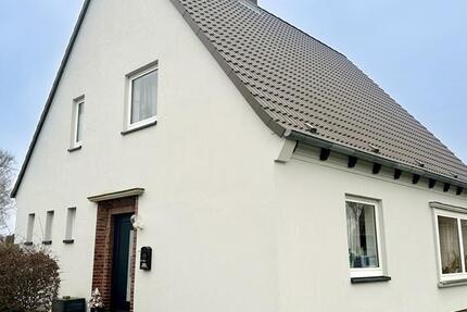 Ein Zuhause zum Wohlfühlen: Einfamilienhaus mit Garten in Heide zur Vermietung 5 zimmer