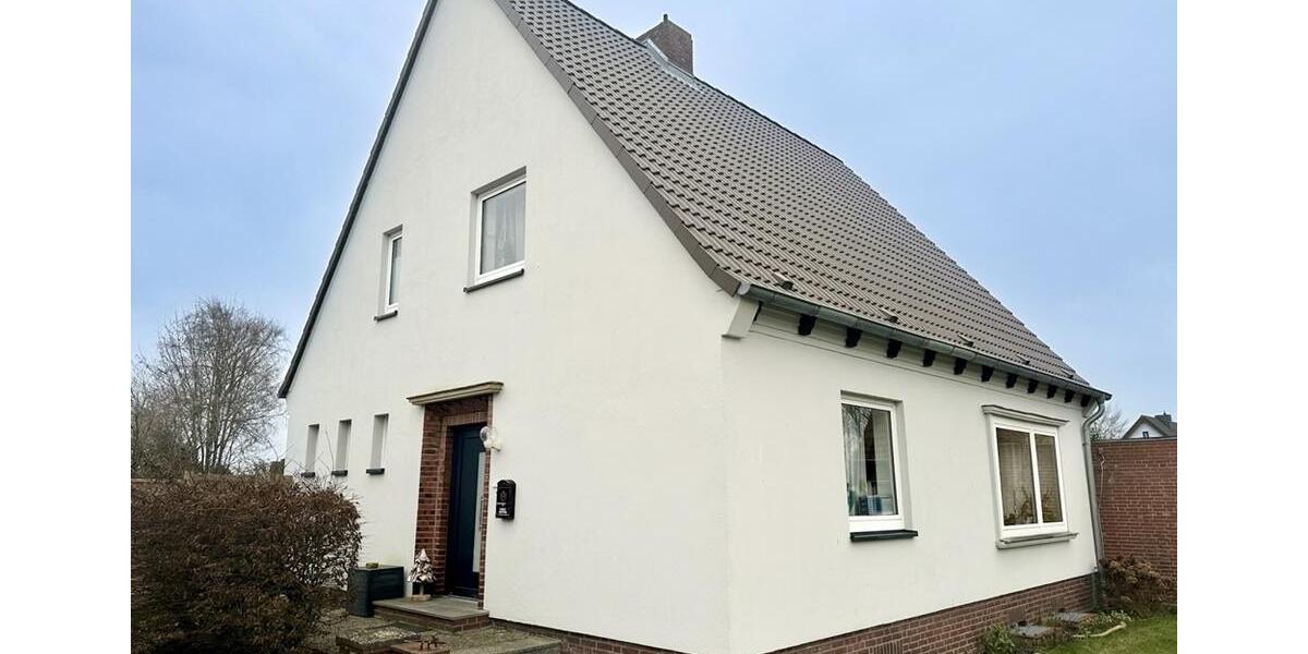 Ein Zuhause zum Wohlfühlen: Einfamilienhaus mit Garten in Heide zur Vermietung 5 zimmer