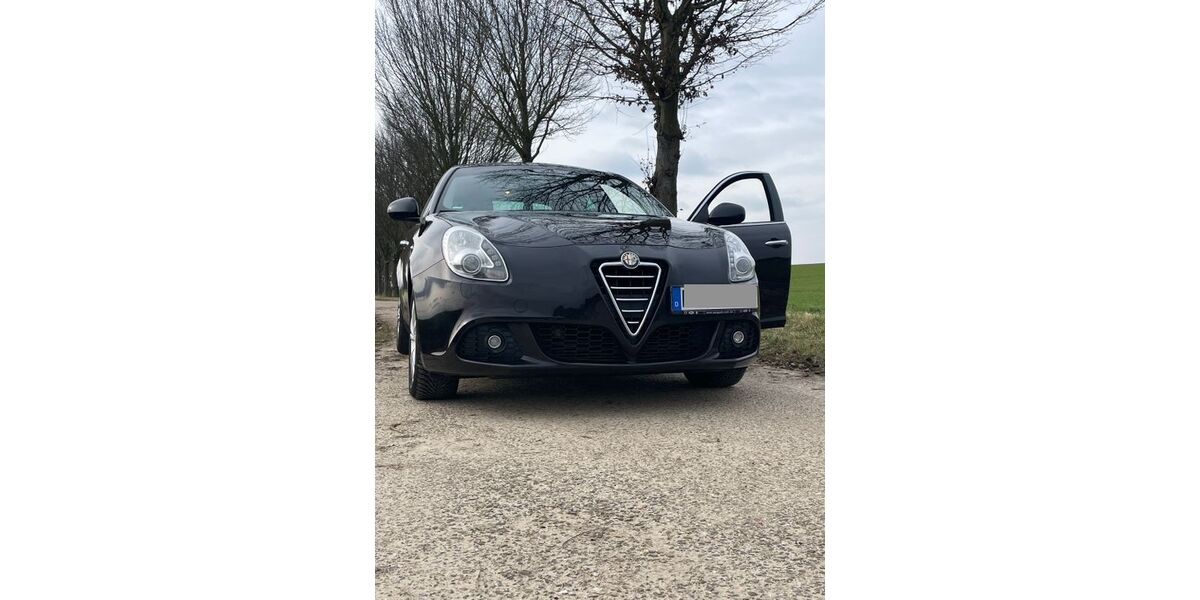 Alfa Romeo Giulietta 111.000 km 8.100 &euro; Mönchengladbach 41189