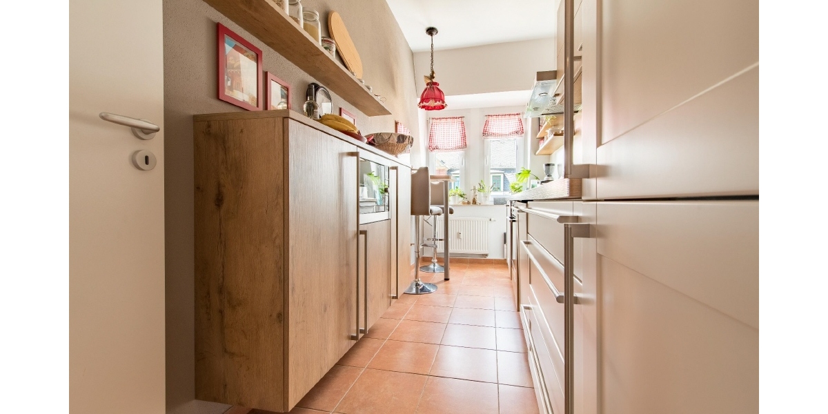 DACHTERRASSE – WANNEN-DUSCHBAD MIT FENSTER – GÄSTE-WC – EINBAUKÜCHE – MAISONETTE - Dachgeschoßwohnung Dresden Löbtau | Angebot:26548190