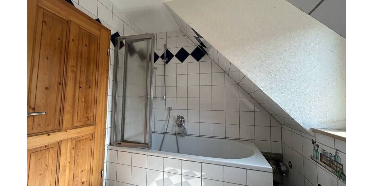 Etagenwohnung Lehrberg Obersulzbach - 3 Zimmer, 85 m&sup2;, 600&euro; | Angebot:26358574