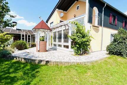 Haus zum Kaufen in Hemau 349.000 € 140 m² 5.5 zimmer