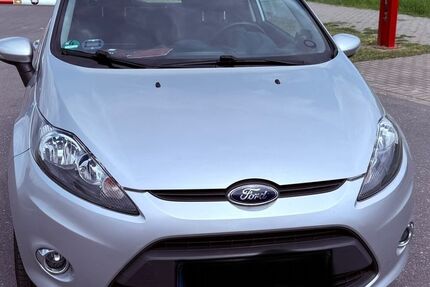 Ford Fiesta 124.000 km 4.300 &euro; Ludwigsfelde 14974