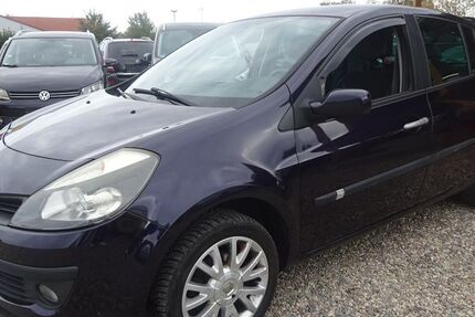 Renault Clio 114.878 km 2.200 &euro; Dresden 01219