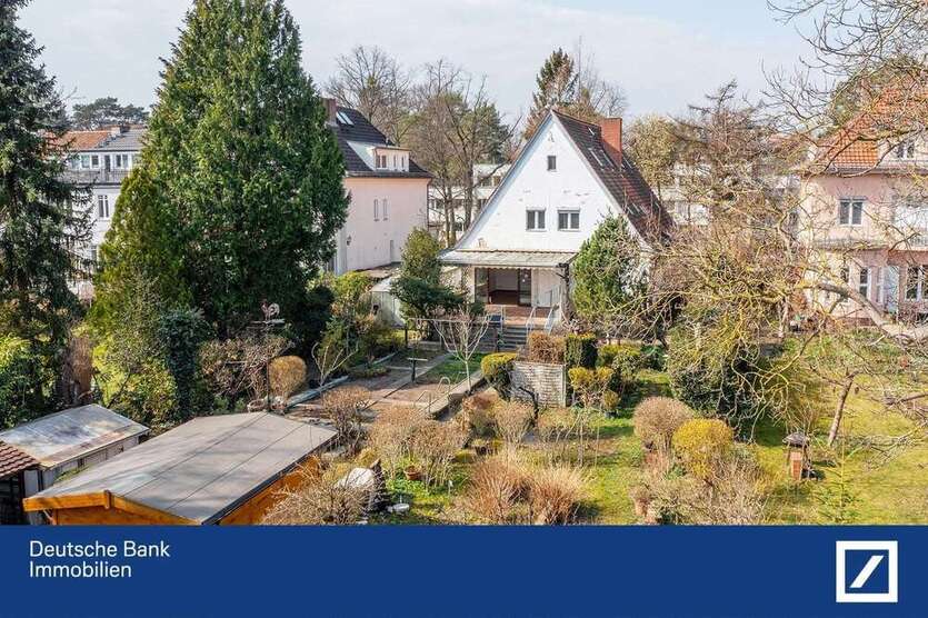 Haus zum Kaufen in Berlin 3.000.000 € 222.54 m²
