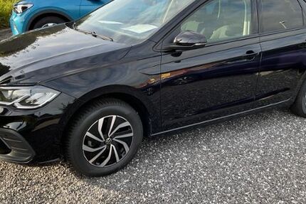 VW Polo 43.861 km 15.490 &euro; Jaderberg 26349