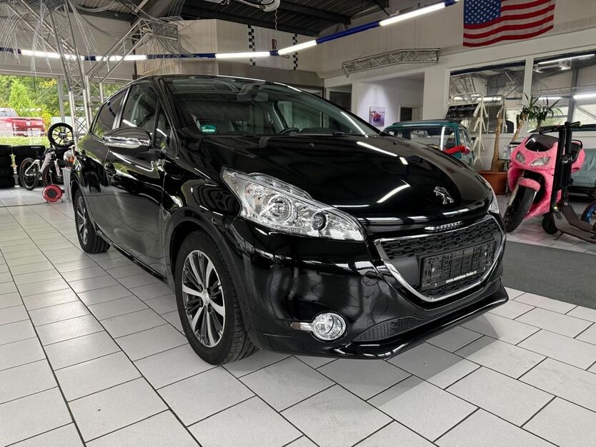 Peugeot 208 96.000 km 4.999 € Walldürn 74731