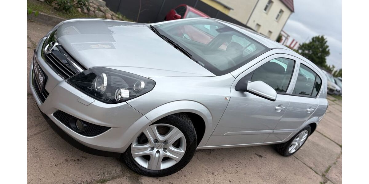 Opel Astra 127.000 km 3.500 &euro; Stendal 39576