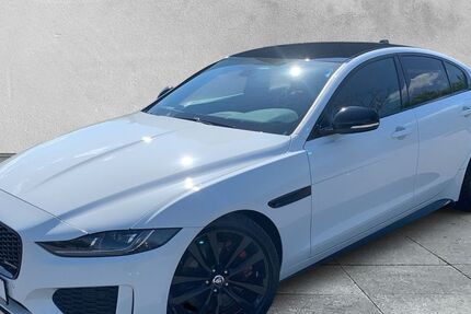 Jaguar XE 93.824 km 25.999 &euro; Chemnitz 09131