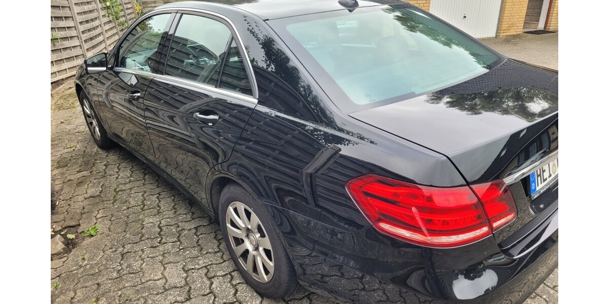 Mercedes-Benz 200 140.000 km 16.700 &euro; Bargenstedt 25704