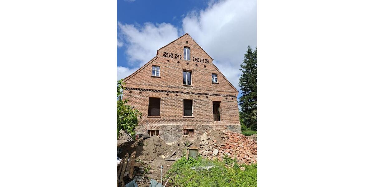 Dachgeschoßwohnung Pritzwalk - 1.5 Zimmer, 30 m&sup2;, 142.163&euro; | Angebot:27270431