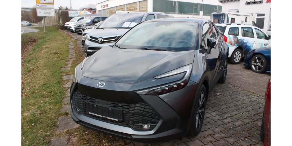 Toyota C-HR 4.000 km 32.990 € Ehingen 89584