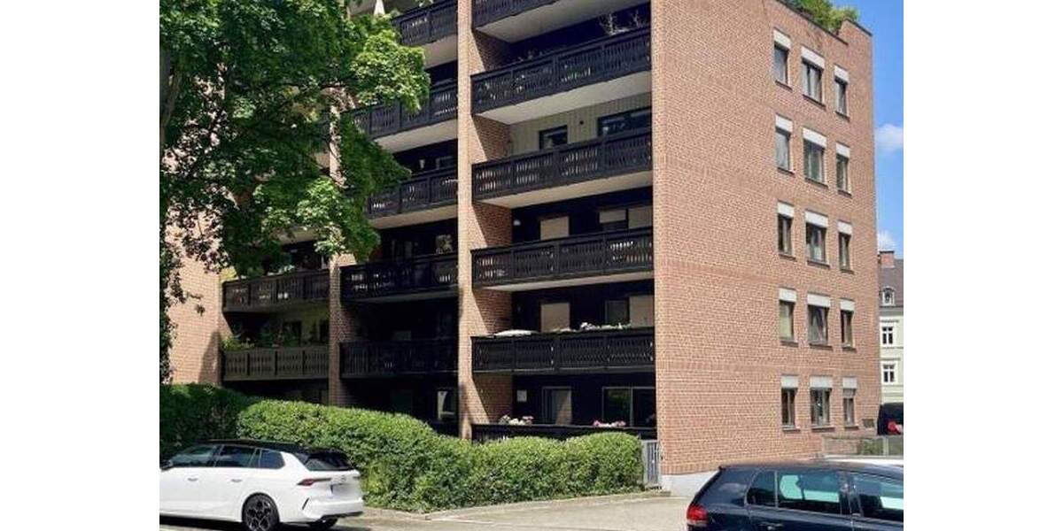 Hochparterre Wohnung: 1-Zimmer-Wohnung mit großem Balkon und Grünblick 1 zimmer