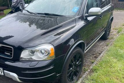 Volvo XC90 57.000 km 27.900 &euro; Oldenburg 26125