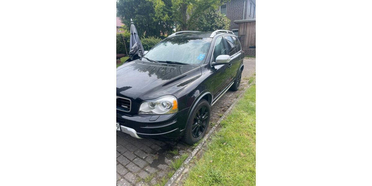 Volvo XC90 57.000 km 27.900 &euro; Oldenburg 26125