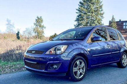 Ford Fiesta 175.005 km 2.100 &euro; Detmold 32758
