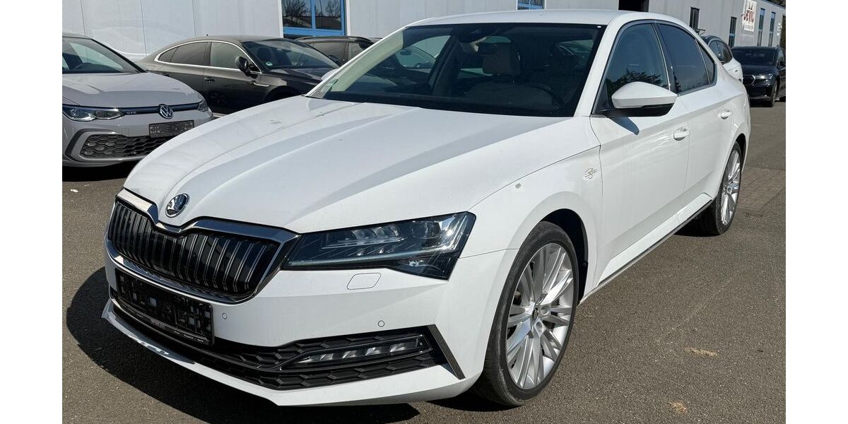 Skoda Superb 158.682 km 18.990 &euro; Braunschweig 38122