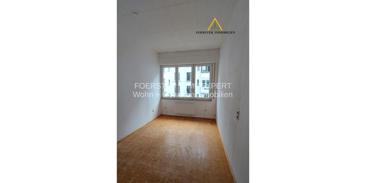 Dachgeschoßwohnung Pforzheim Nordstadt - 5 Zimmer, 93 m&sup2;, 895&euro; | Angebot:25081880